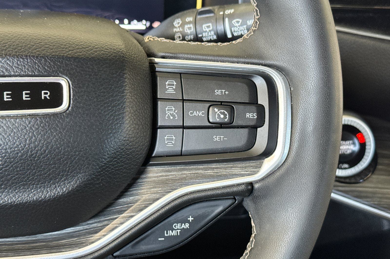 2024 Jeep Wagoneer L Series II