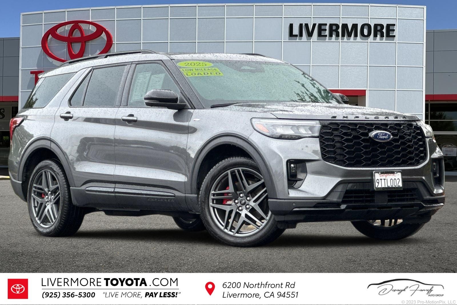 2025 Ford Explorer ST-LINE 4WD (PL535)'s photo