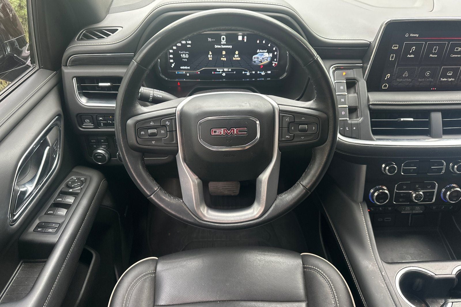2023 GMC Yukon SLT