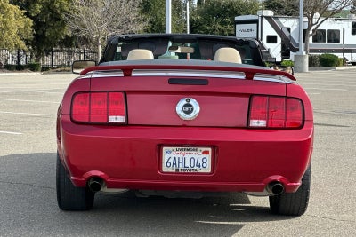 2005 Ford Mustang GT Premium