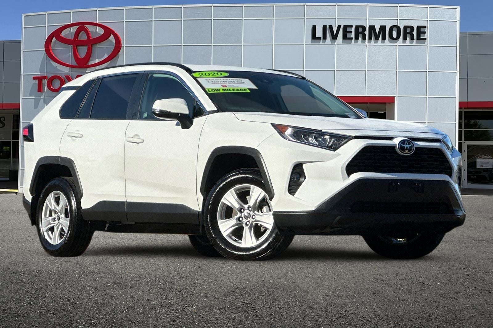 2020 Toyota RAV4 XLE