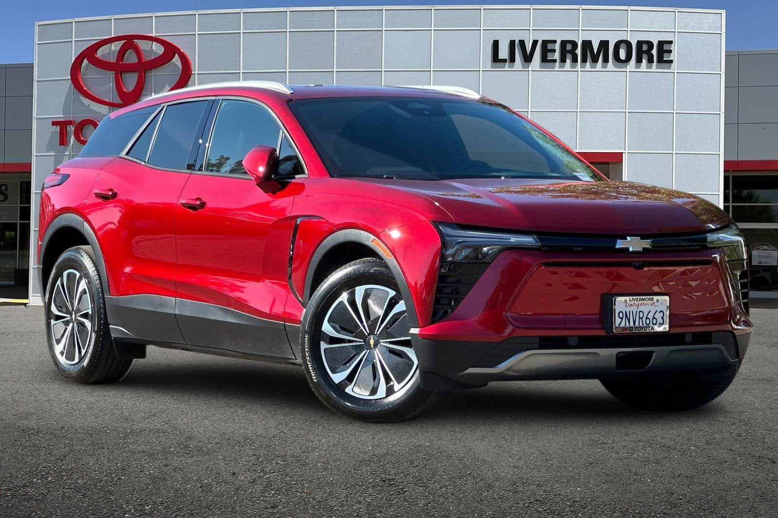 Used 2024 Chevrolet Blazer EV LT with VIN 3GNKDBRJ0RS215511 for sale in Livermore, CA