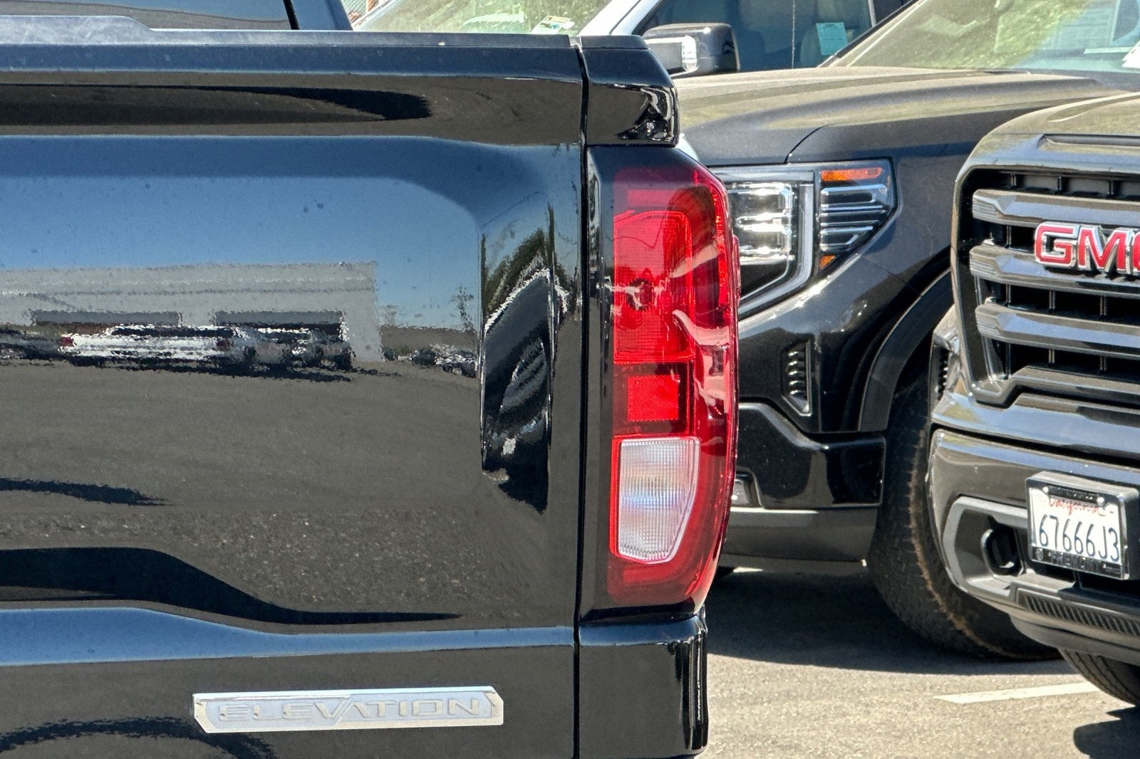 2024 GMC Sierra 1500 Elevation