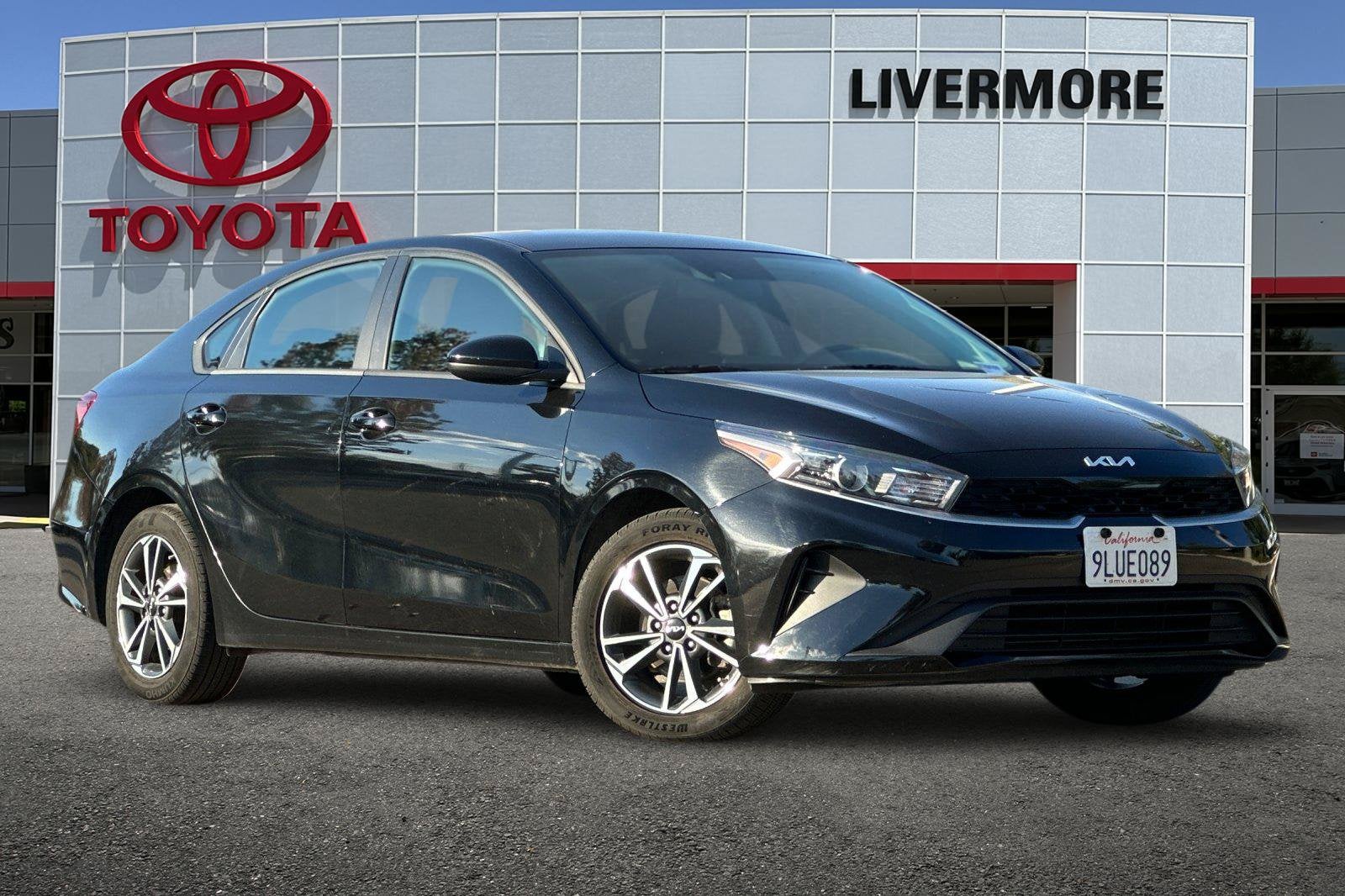 Used 2024 Kia Forte LXS with VIN 3KPF24AD3RE769478 for sale in Livermore, CA