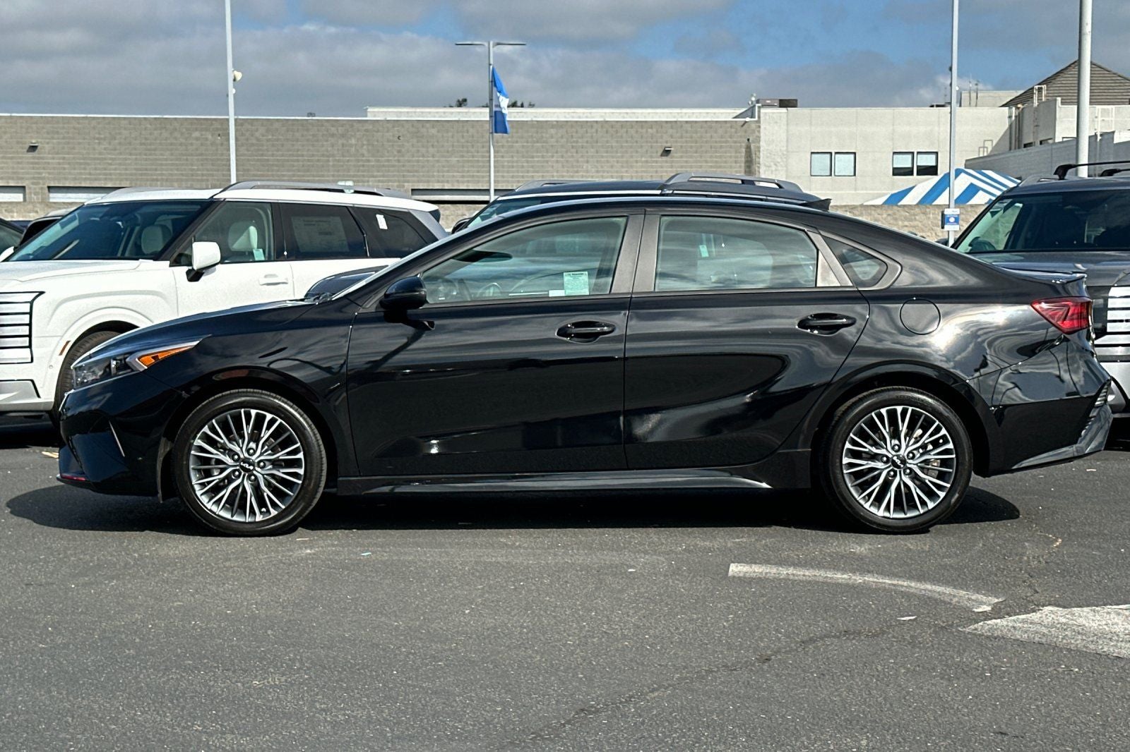 2023 Kia Forte GT-Line