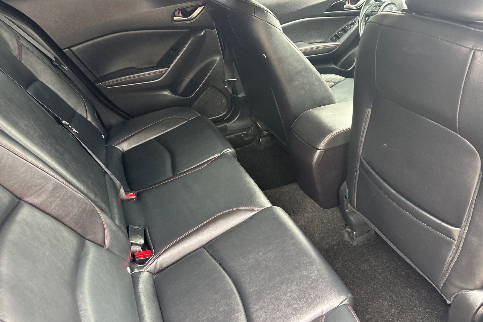 2016 Mazda Mazda3 i Grand Touring