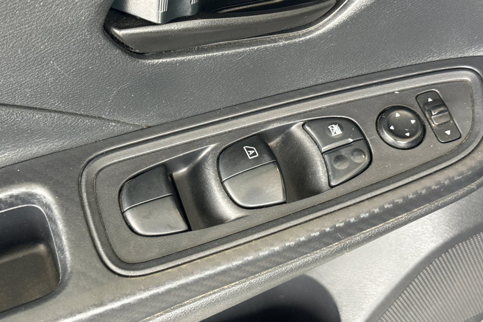 2020 Nissan Versa 1.6 S