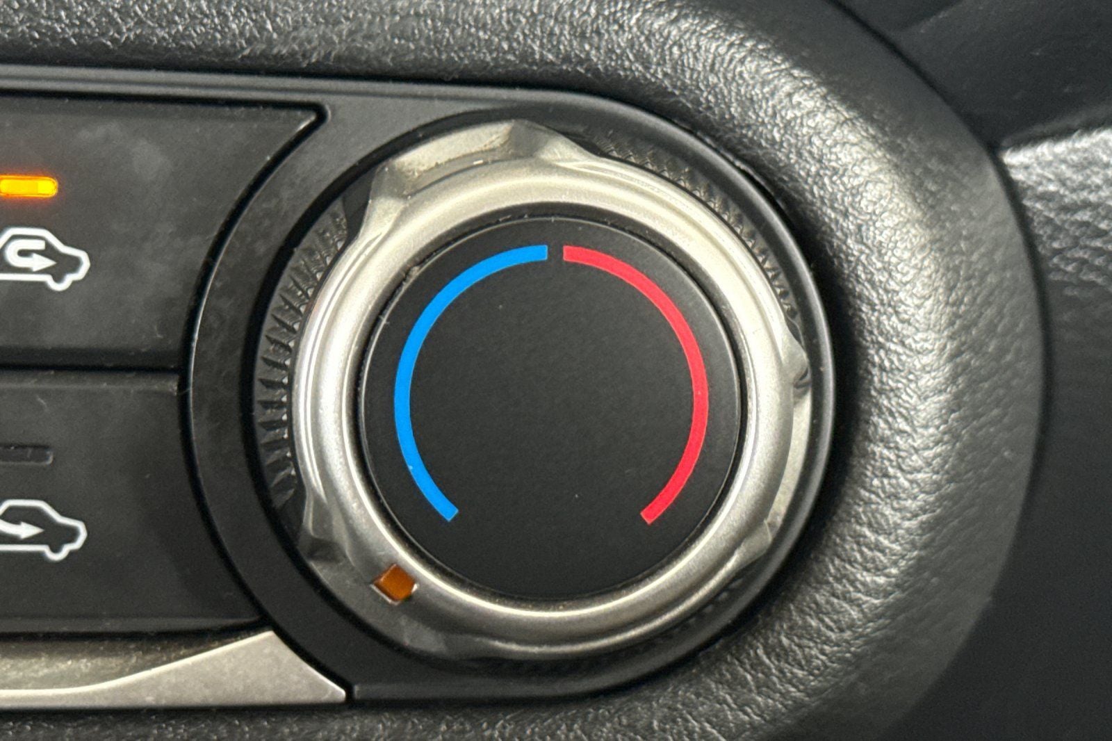 2020 Nissan Versa 1.6 S