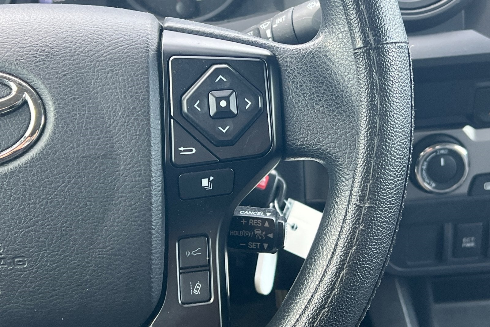 2022 Toyota Tacoma SR V6