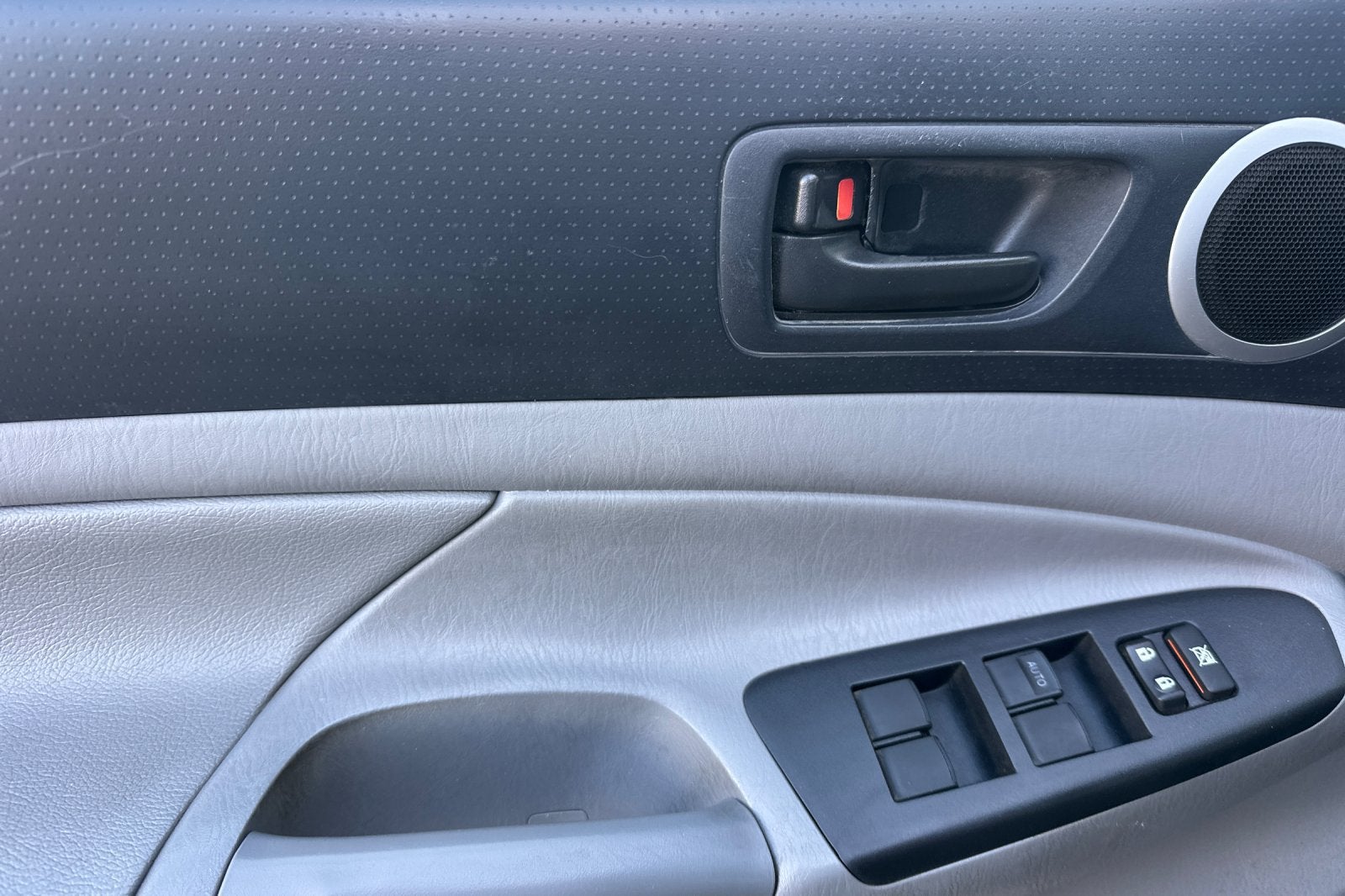 2014 Toyota Tacoma Base V6
