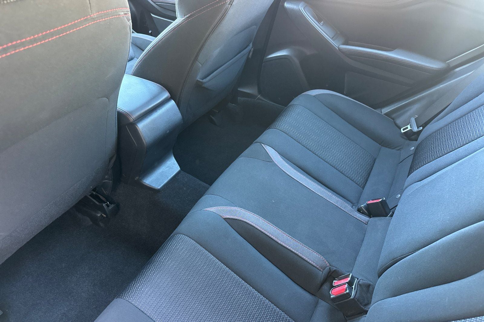 2017 Subaru Impreza 2.0i Sport