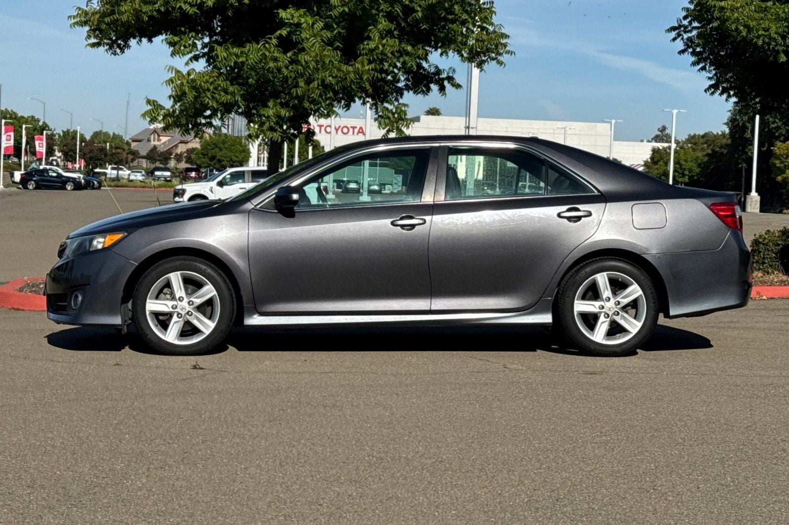 2013 Toyota Camry SE