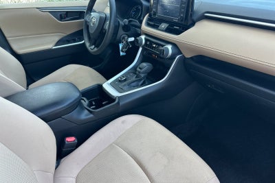 2022 Toyota RAV4 Hybrid LE