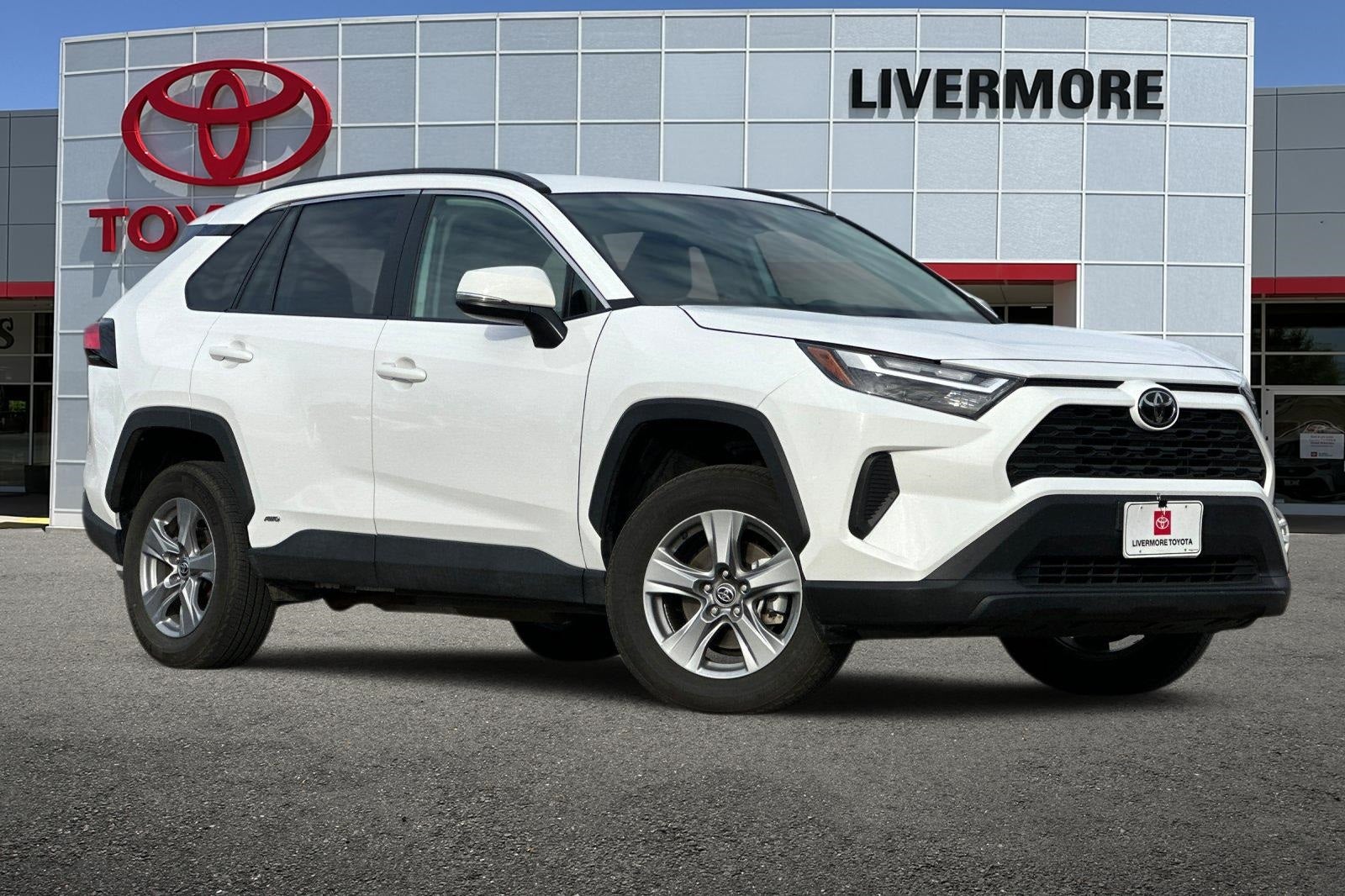 Used 2025 Toyota RAV4 XLE with VIN 4T3RWRFV0SU176350 for sale in Northfield, Minnesota