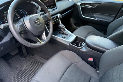 2025 Toyota RAV4 Hybrid SE