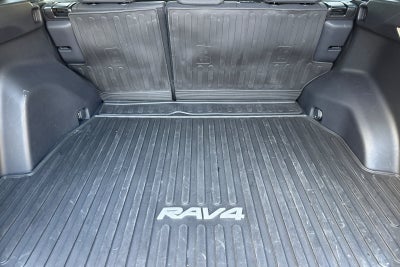 2025 Toyota RAV4 Hybrid SE