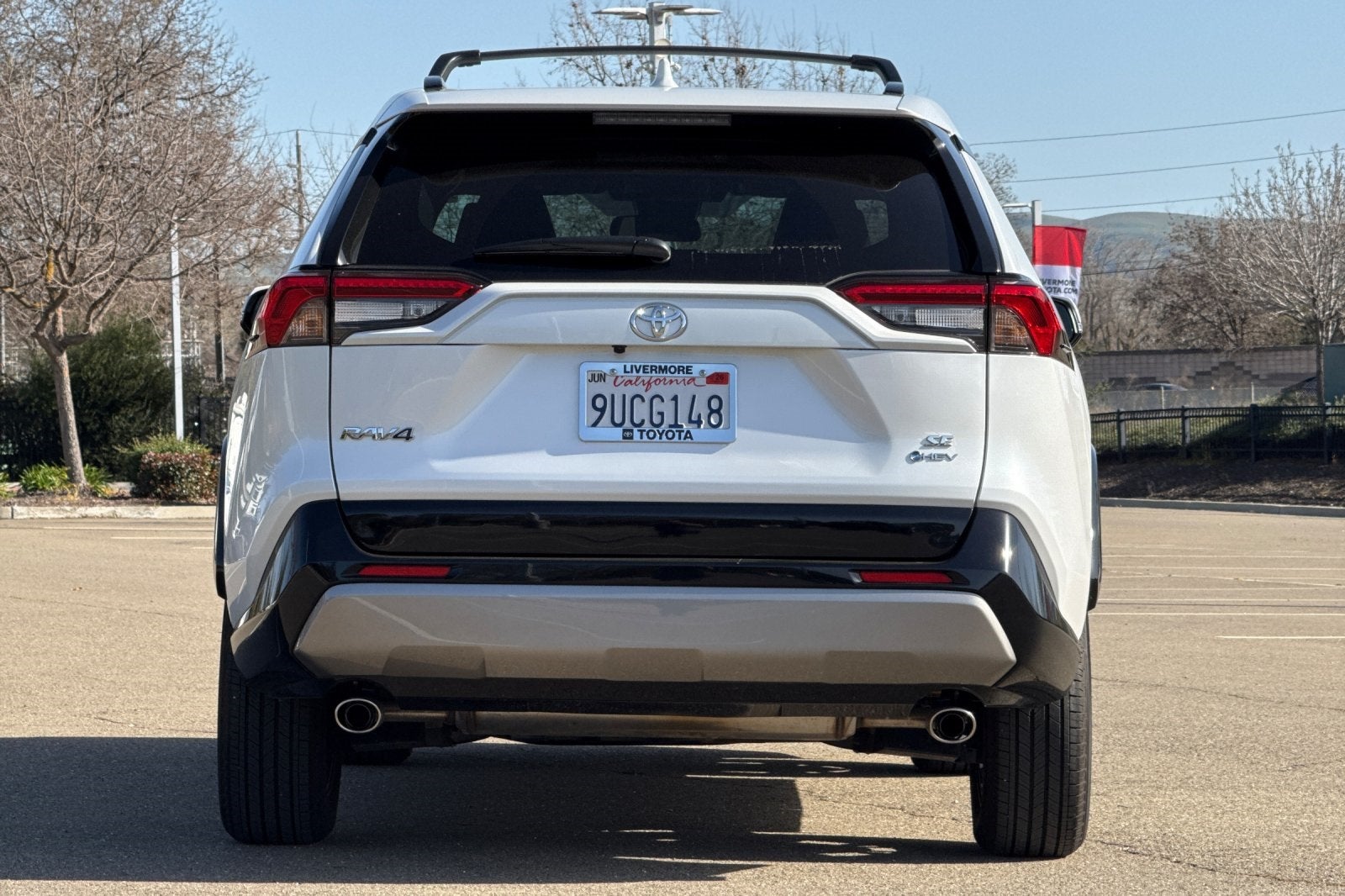 2025 Toyota RAV4 Hybrid SE