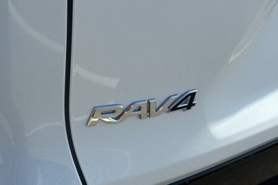 2025 Toyota RAV4 Hybrid SE