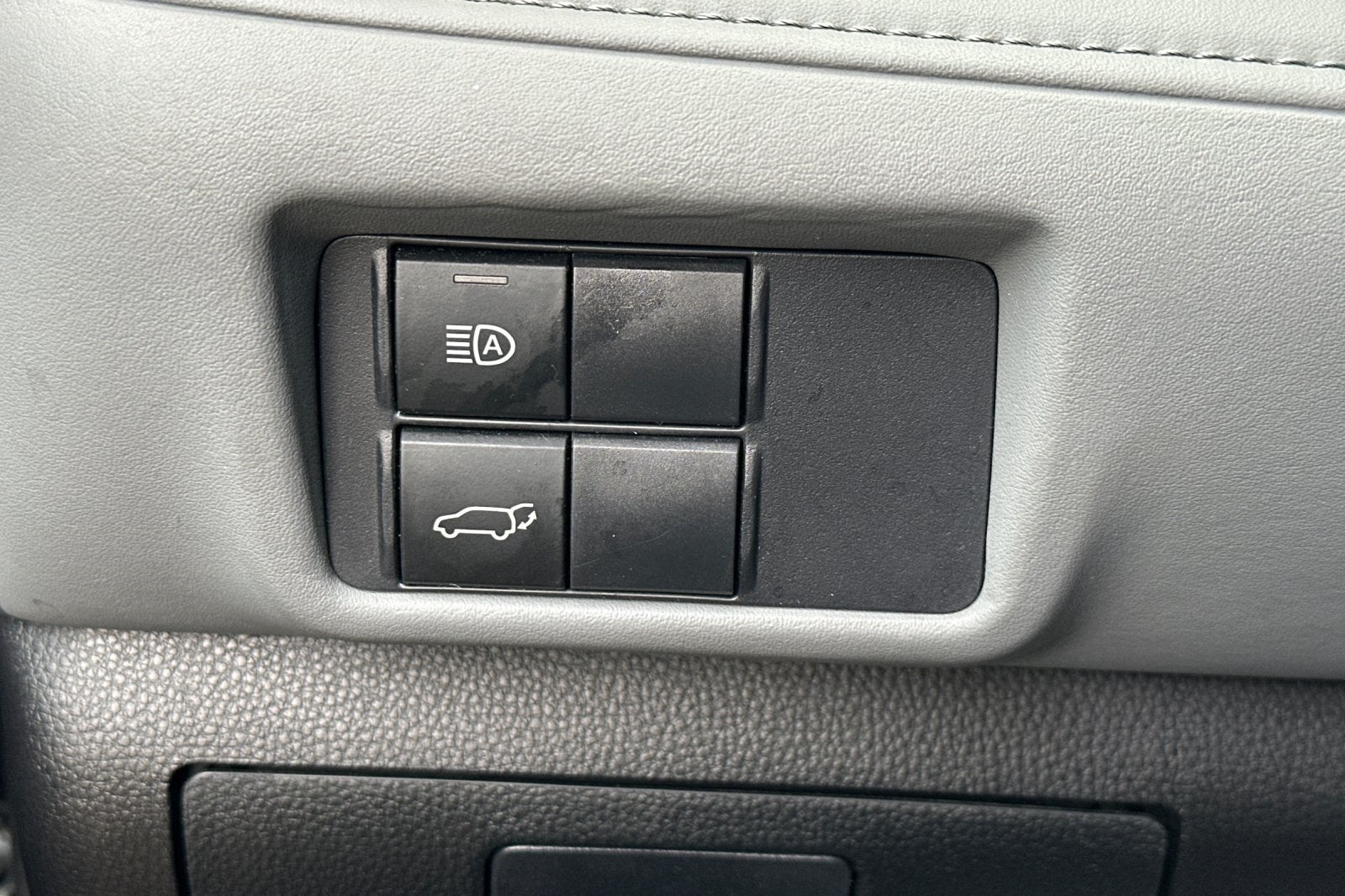 2021 Toyota Highlander Hybrid LE