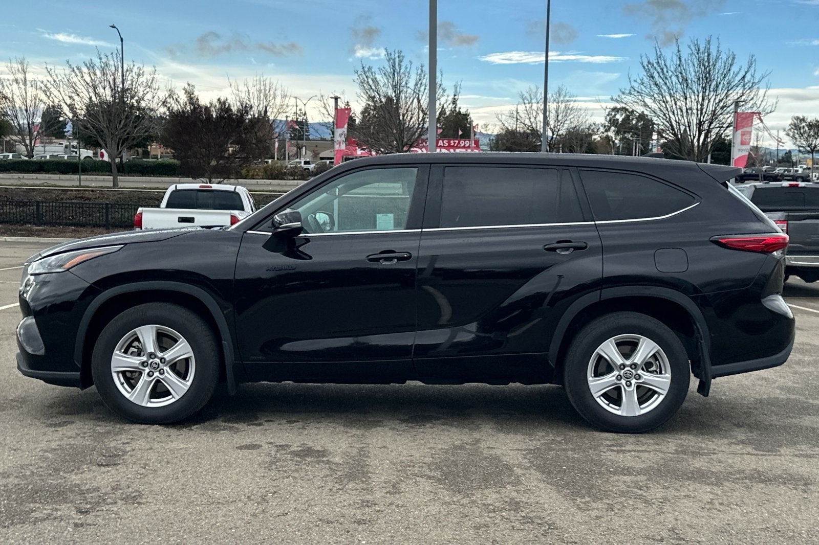 2021 Toyota Highlander Hybrid LE