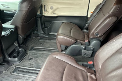 2023 Toyota Sienna Platinum 7 Passenger