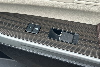 2023 Toyota Sienna Platinum 7 Passenger