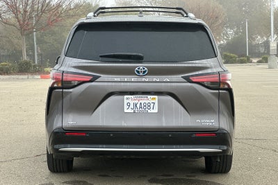 2023 Toyota Sienna Platinum 7 Passenger