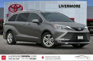 2023 Toyota Sienna Platinum 7 Passenger