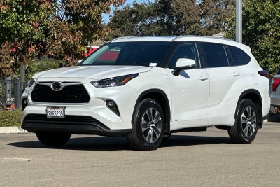 2026 Toyota Highlander Hybrid XLE