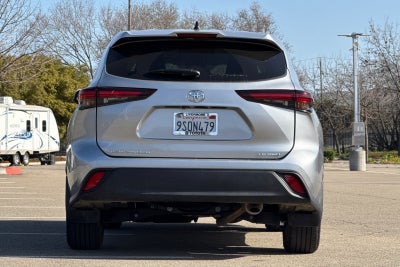 2025 Toyota Highlander LE