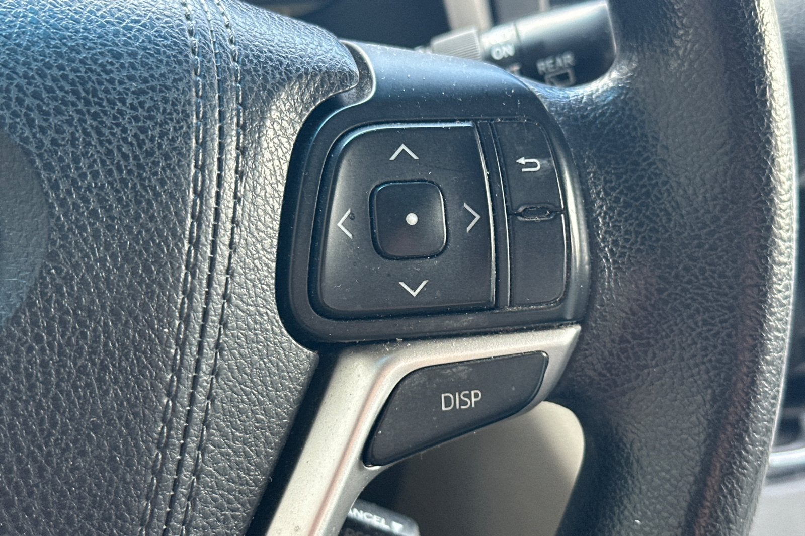 2015 Toyota Sienna LE 8 Passenger