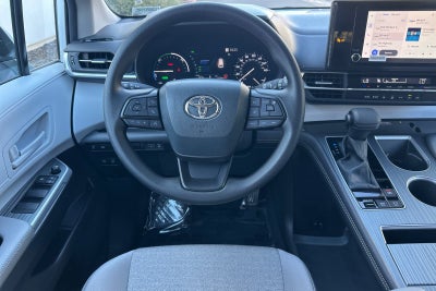 2026 Toyota Sienna LE 8 Passenger