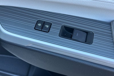 2026 Toyota Sienna LE 8 Passenger