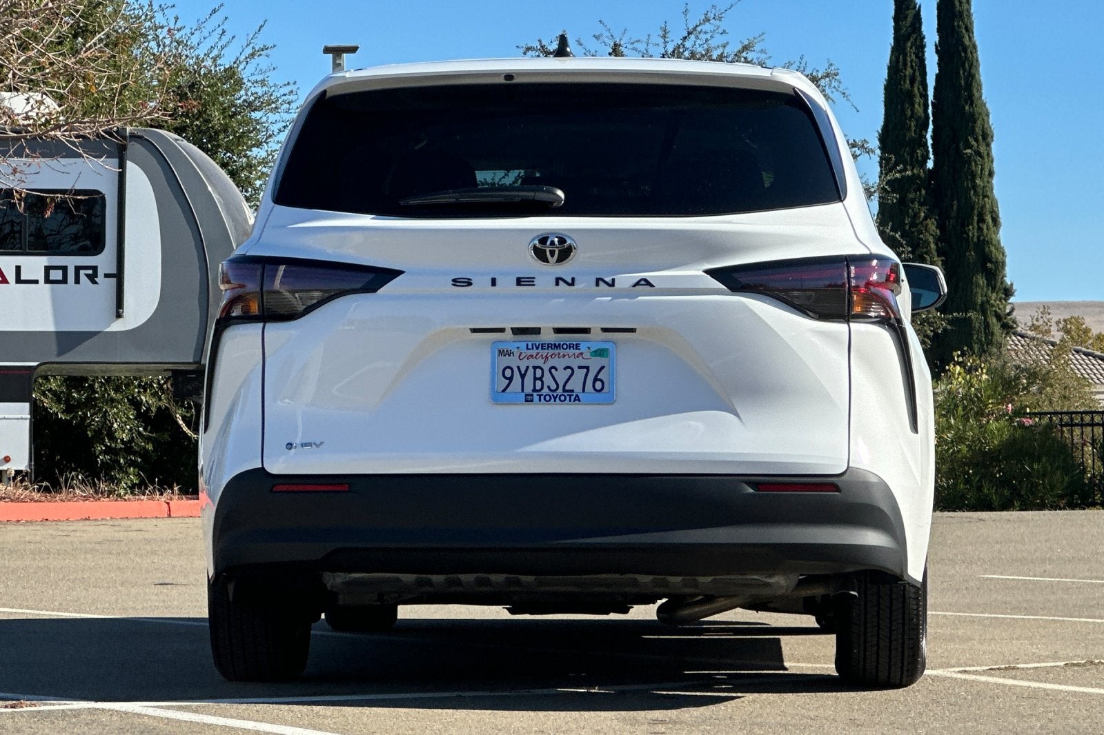 2026 Toyota Sienna LE 8 Passenger