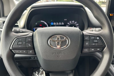 2026 Toyota Sienna LE 8 Passenger