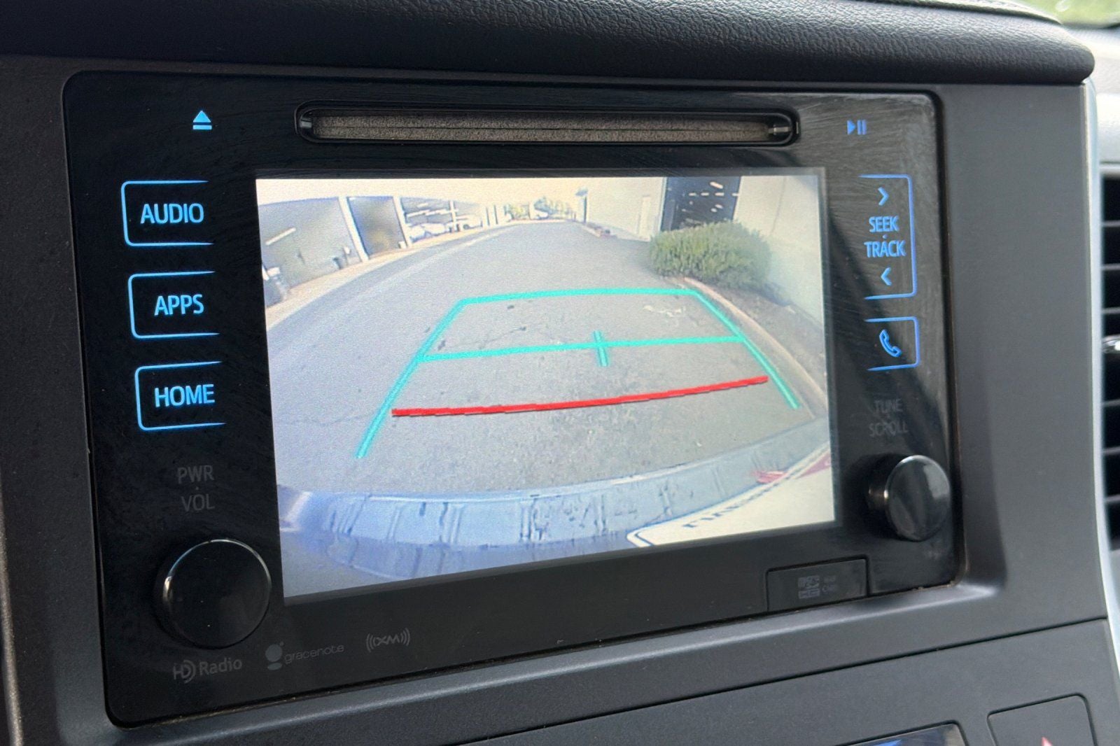 2016 Toyota Sienna XLE 8 Passenger