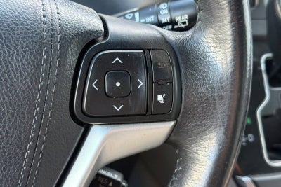 2016 Toyota Sienna XLE 8 Passenger