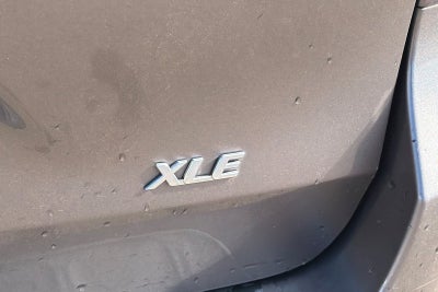 2016 Toyota Sienna XLE 8 Passenger