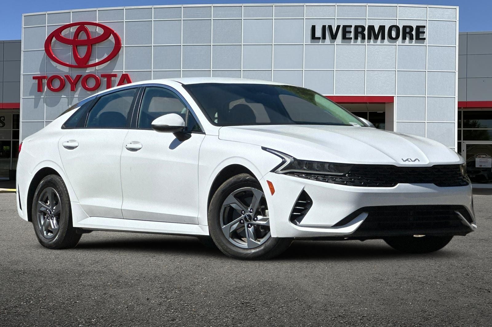 Used 2022 Kia K5 LXS with VIN 5XXG14J28NG131699 for sale in Livermore, CA