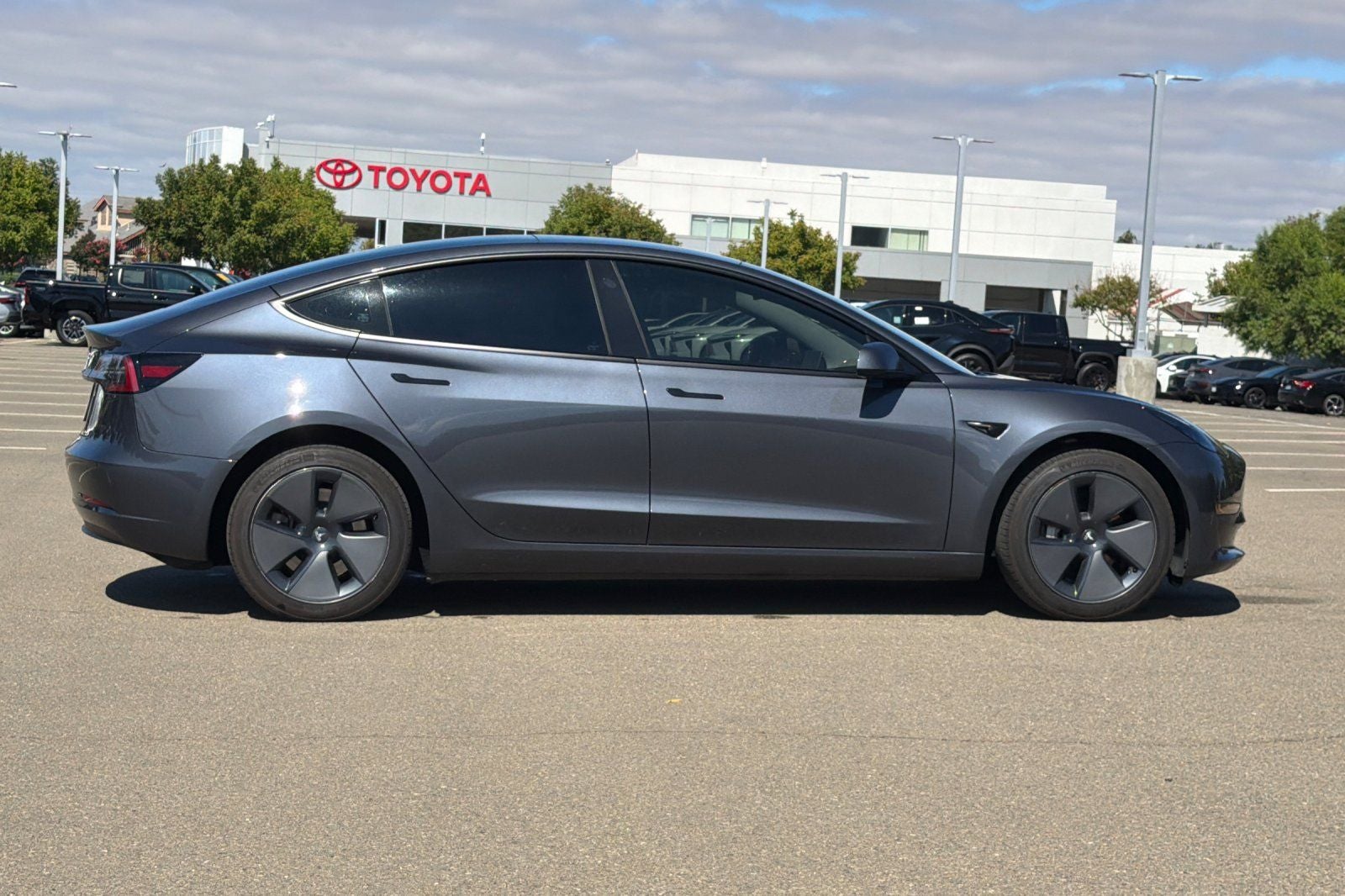 2023 Tesla Model 3 Base
