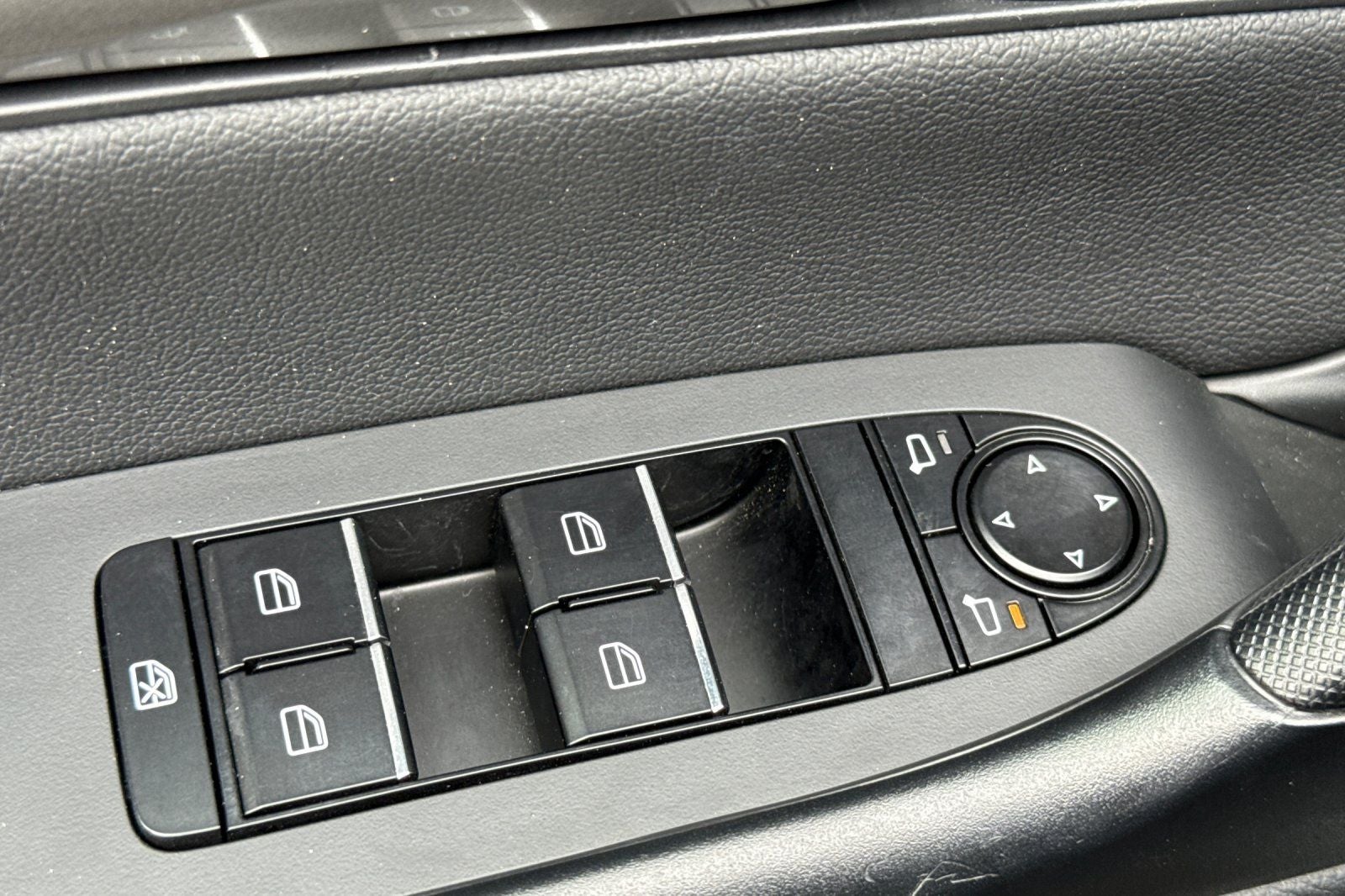 2025 Mazda Mazda CX-50 Hybrid Premium