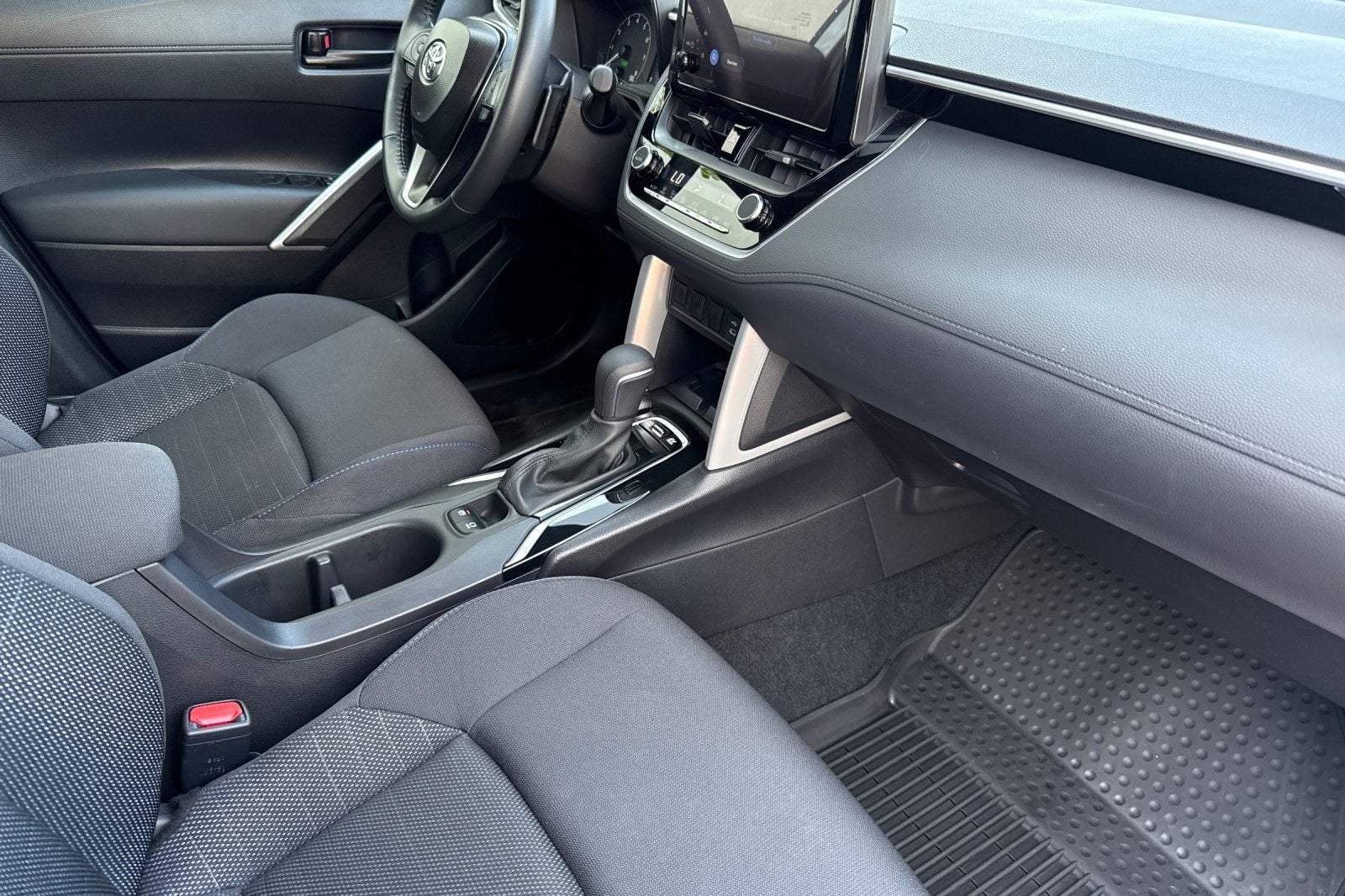 2025 Toyota Corolla Cross Base