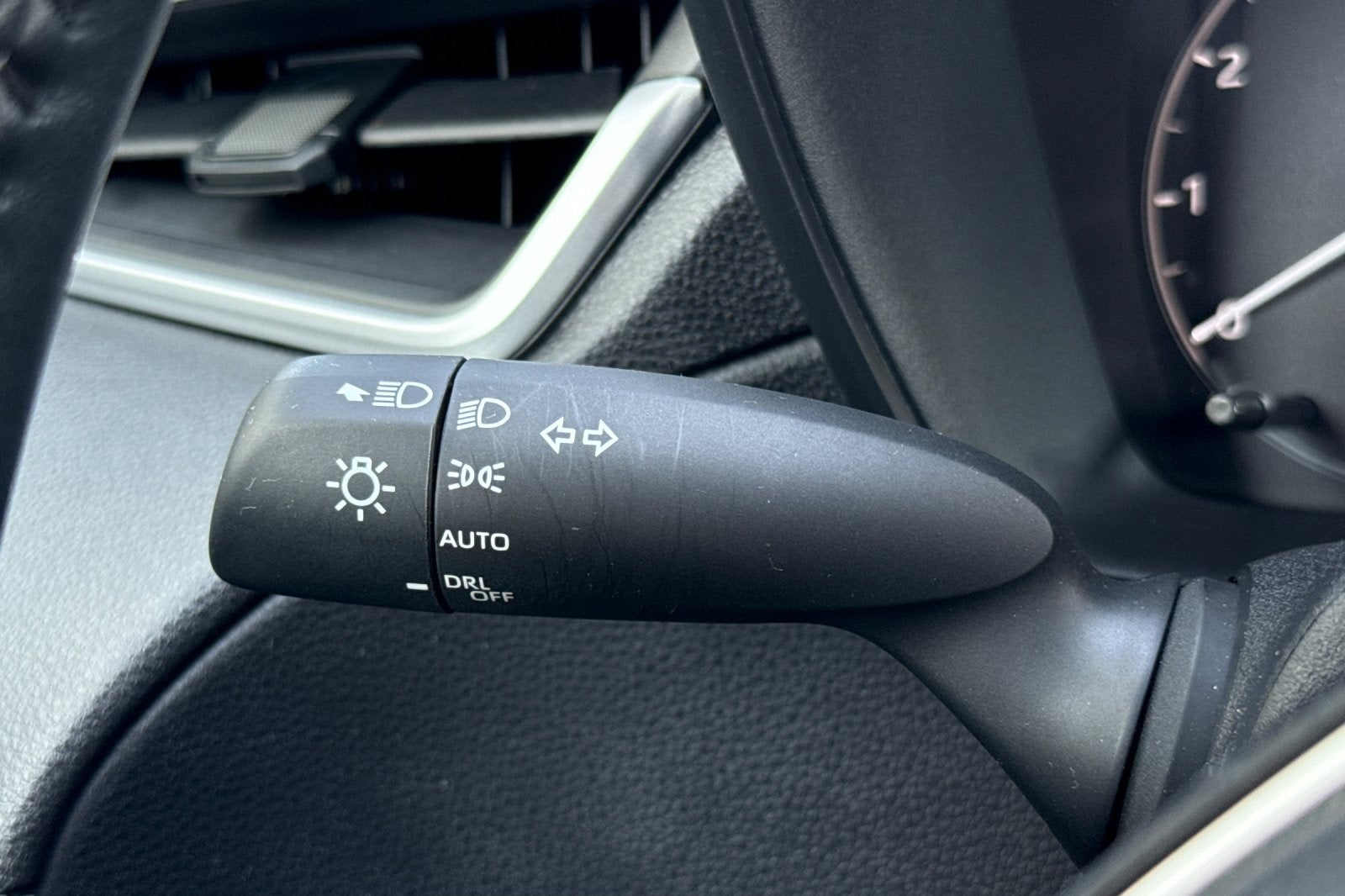 2025 Toyota Corolla Cross Base