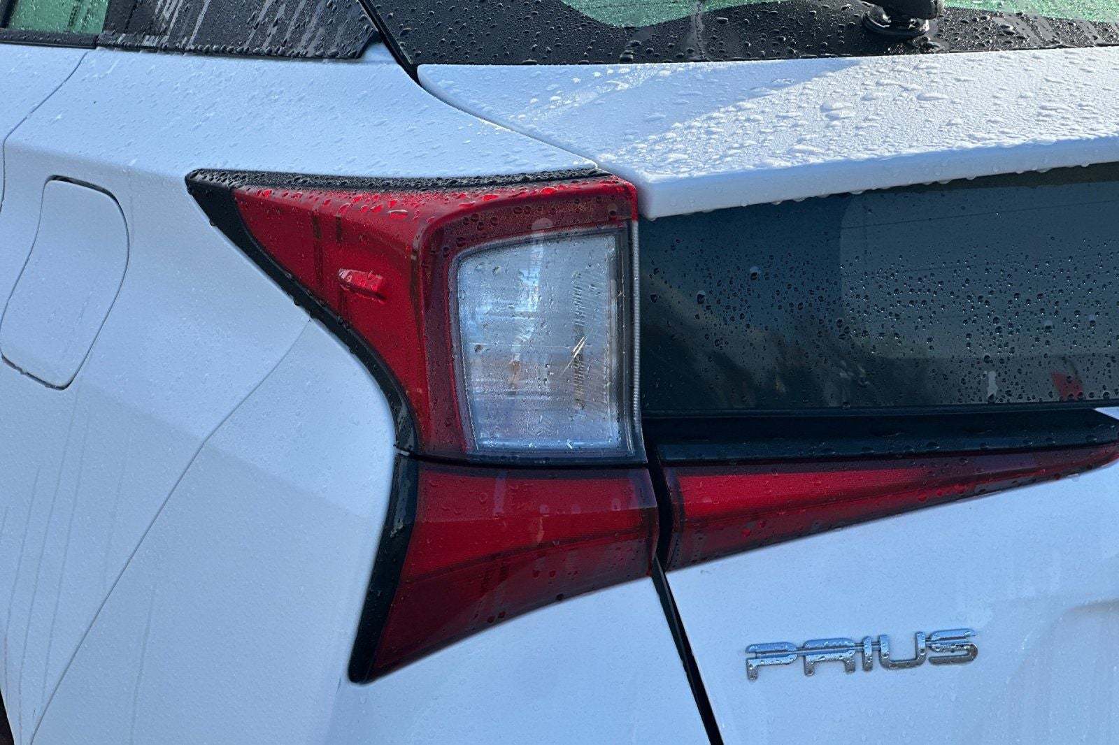 2022 Toyota Prius LE