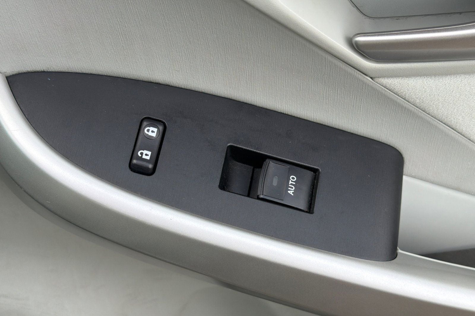 2014 Toyota Prius Three