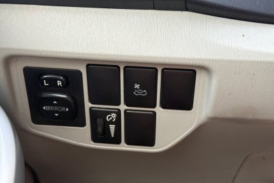 2014 Toyota Prius Three