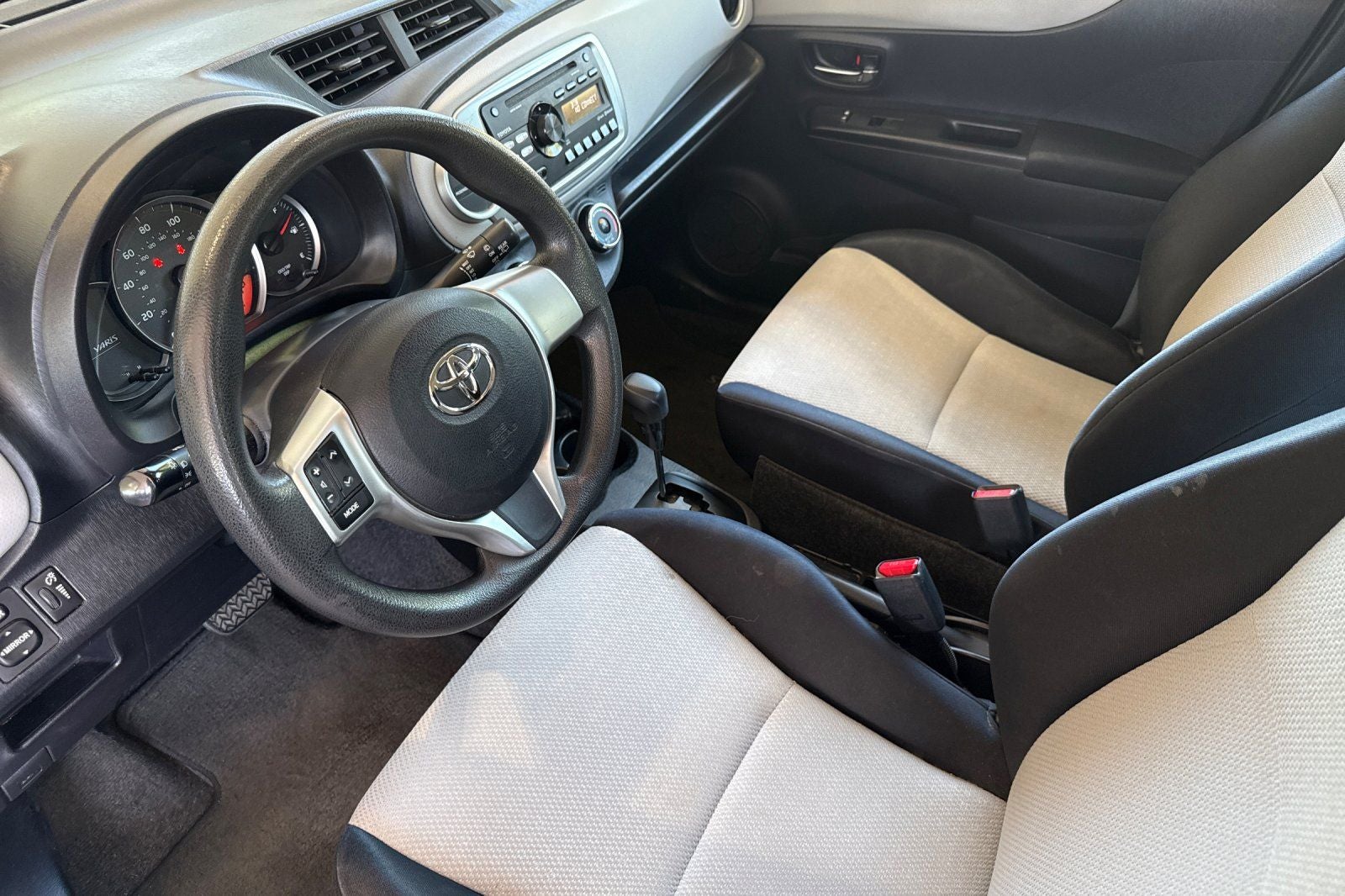 2012 Toyota Yaris LE