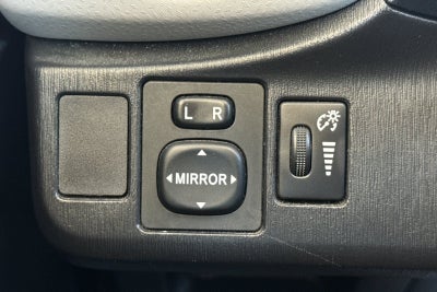 2012 Toyota Yaris LE