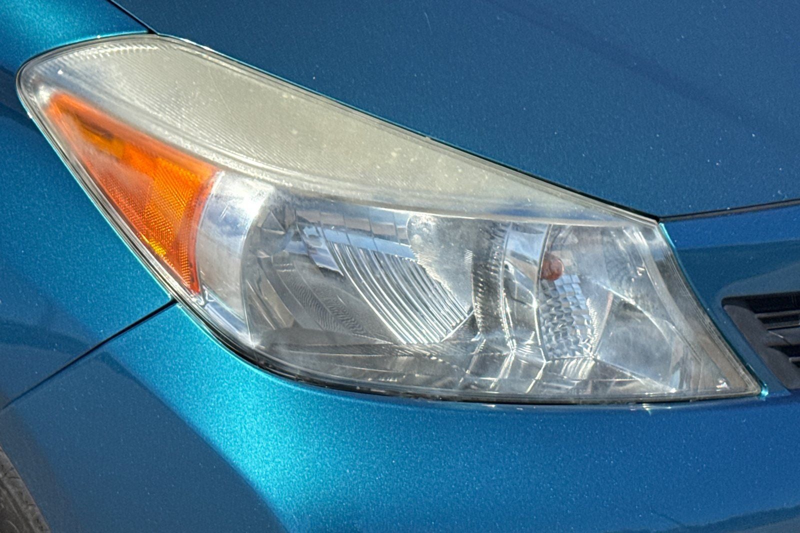 2012 Toyota Yaris LE