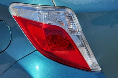 2012 Toyota Yaris LE